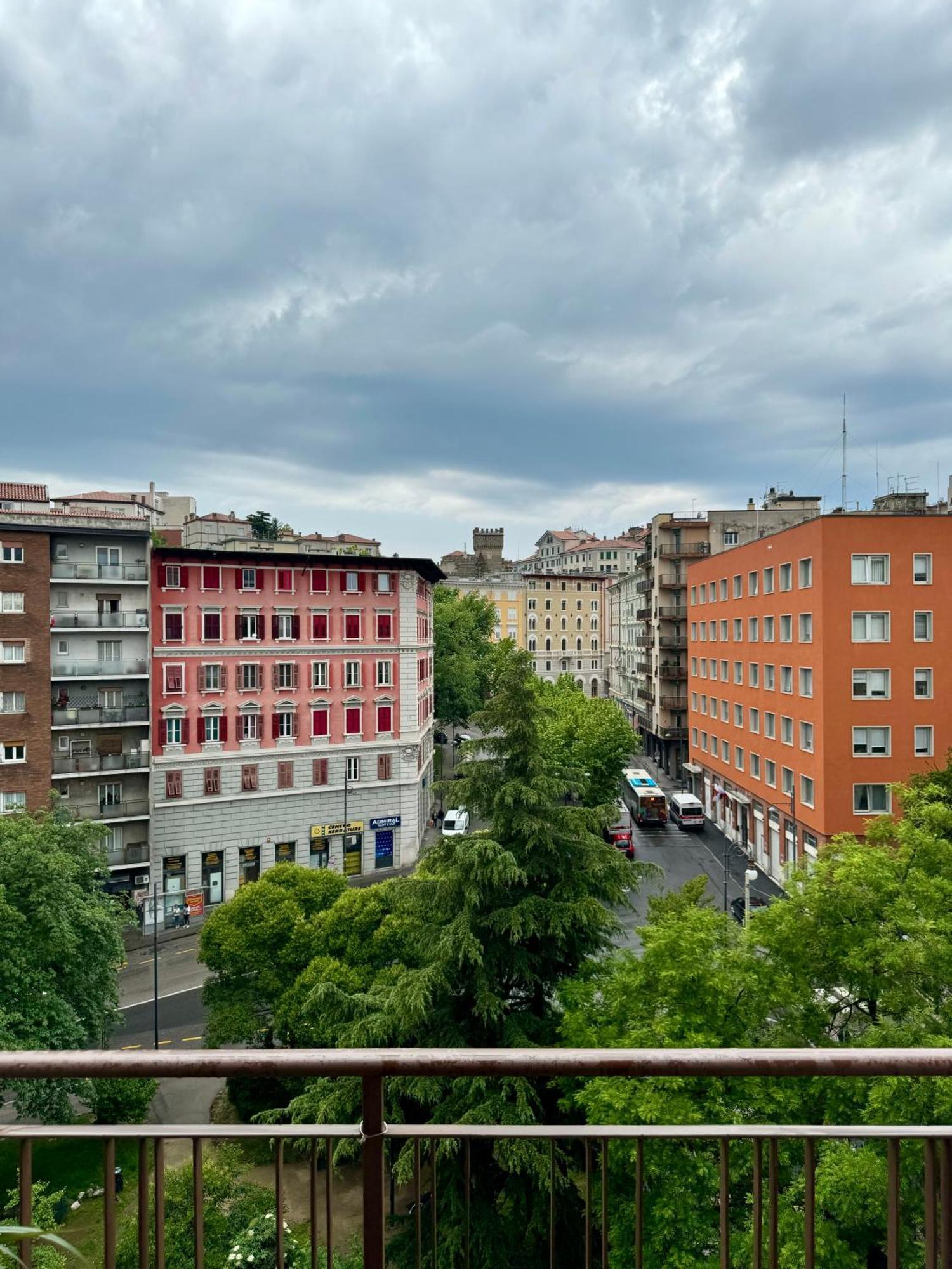 Maison Floran Appartamento In Centro A Triest Exterior foto